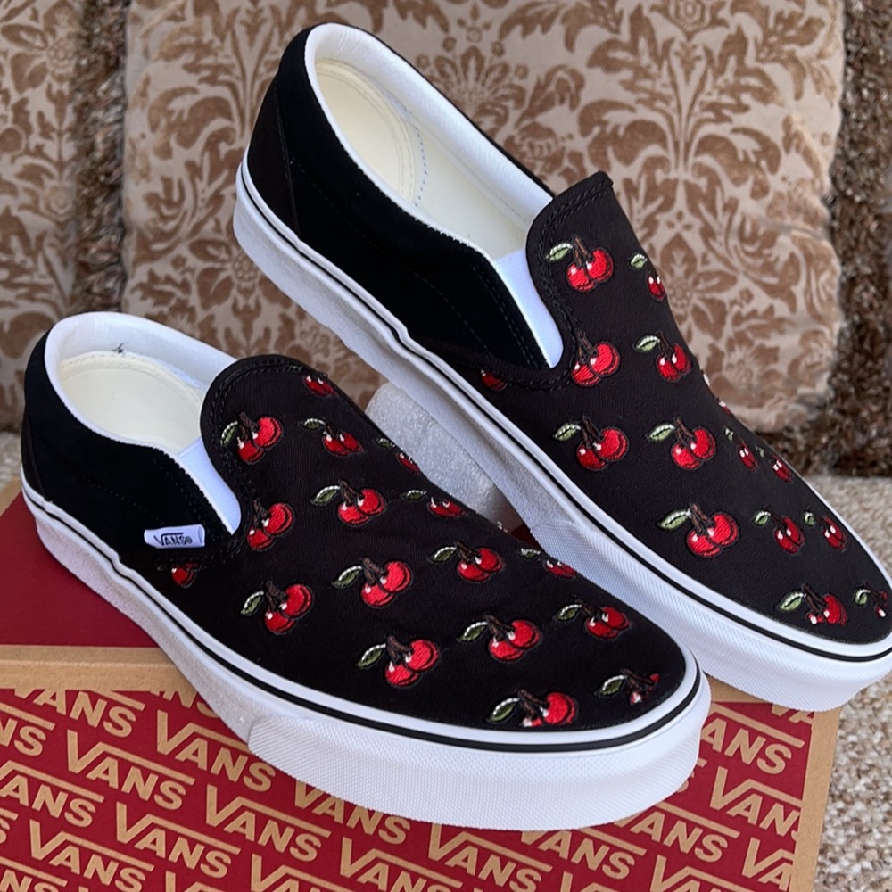 Vans Classic Slip On Cherries Black men’s - Picture 5 of 16